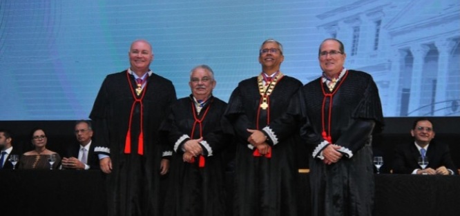 Nova mesa diretora do Judiciário maranhense toma&nbsp;posse