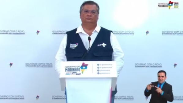 Flávio Dino assina decreto que flexibiliza uso de máscaras nos municípios com mais de 70% da população&nbsp;vacinada