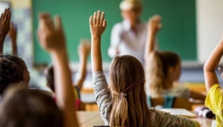 Assembleia aprova MP que concede auxílio alimentação a servidores da educação&nbsp;básica