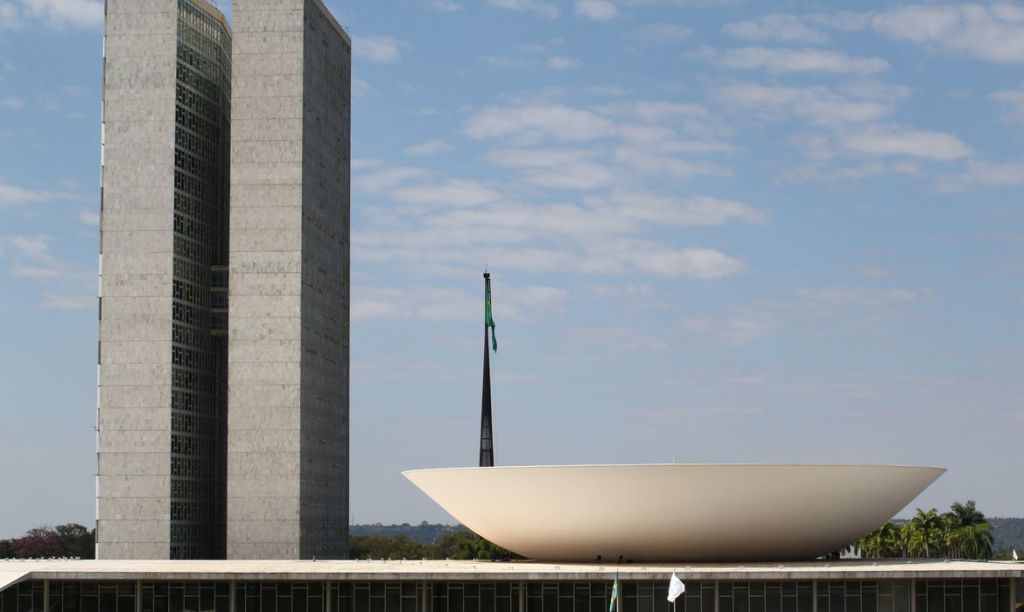 Quase 90% dos deputados federais tentam reeleição este&nbsp;ano