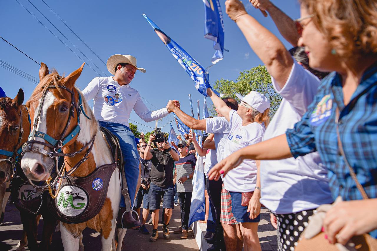 Weverton Rocha participa de Missa do Vaqueiro e Cavalgada em Tuntum