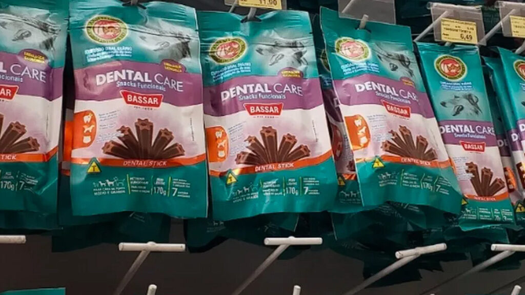 Anvisa reforça alerta de recolhimento de petiscos caninos&nbsp;intoxicados