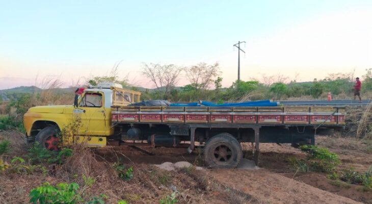 Motorista morre após ser atropelado pelo próprio caminhão na BR-010 em&nbsp;Estreito