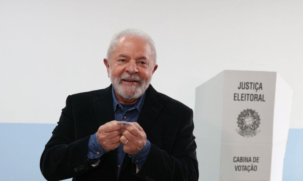 Lula vota em São Bernardo do&nbsp;Campo