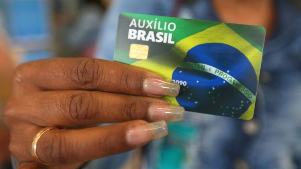 Auxílio Brasil e Auxílio Gás de outubro tem pagamento antecipado; veja o&nbsp;calendário