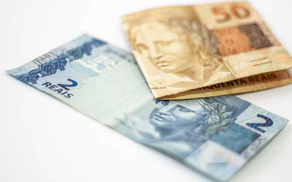 Qual deveria ser o salário mínimo ideal para o&nbsp;brasileiro?