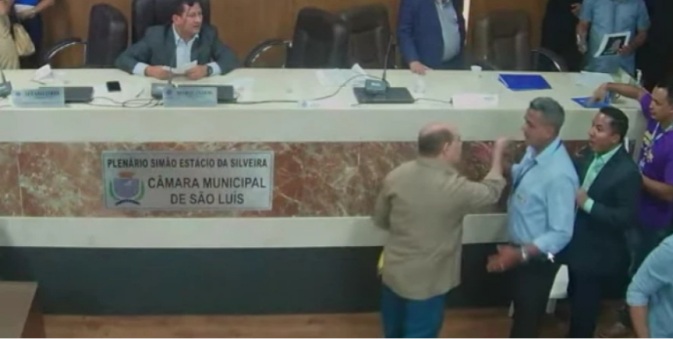 Vereadores batem boca após ausência de secretários na Câmara de São&nbsp;Luís