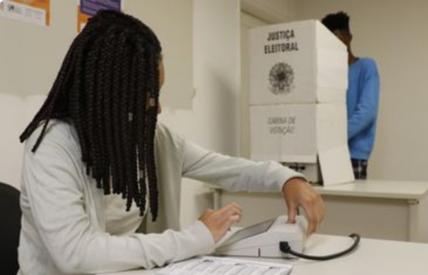 Termina hoje prazo para mesário justificar ausência no segundo&nbsp;turno