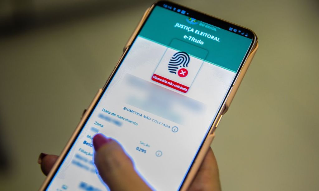 Prazo para baixar aplicativo e-título termina neste sábado&nbsp;(29)