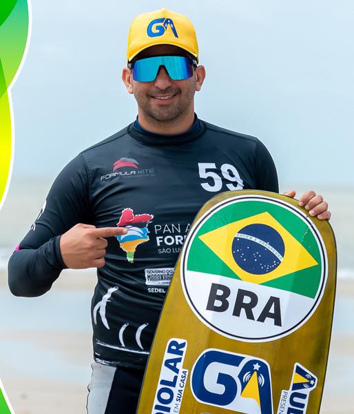 Ricardo Brito celebra títulos brasileiros no Kitesurf e evolução na temporada 2022