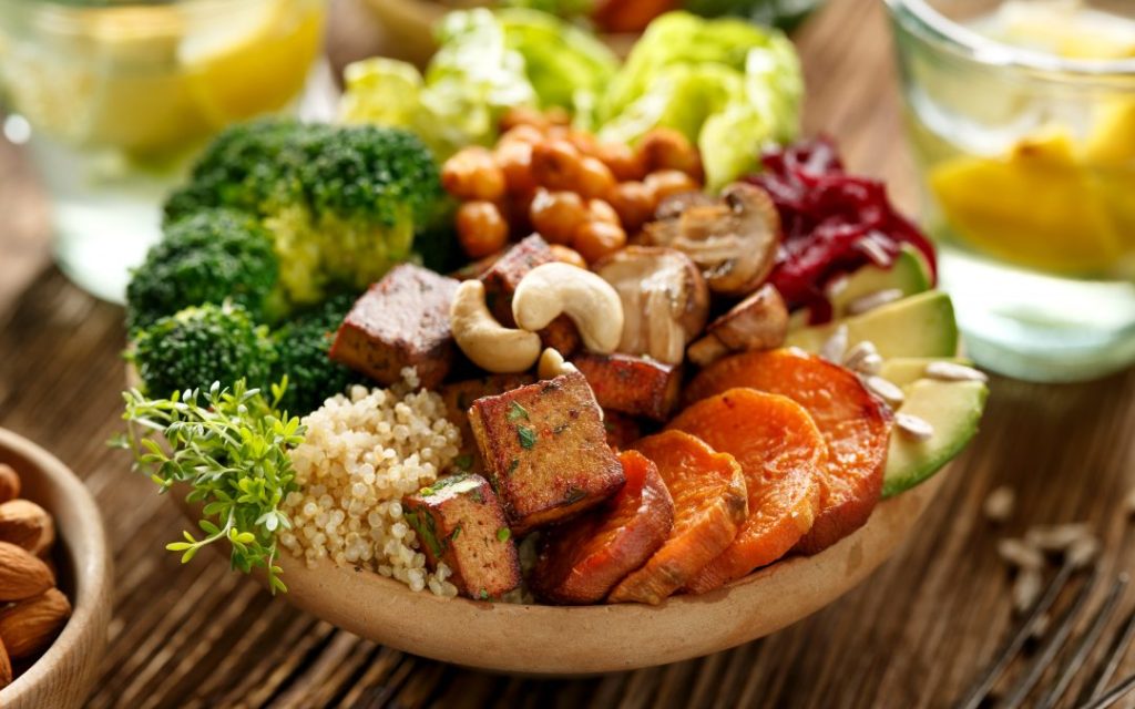 Como veganos podem substituir fontes animais no ganho de massa&nbsp;muscular