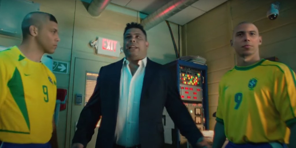 Comercial da Nike viraliza na net em “multiverso” com Ronaldinhos, Mbappé e&nbsp;CR7