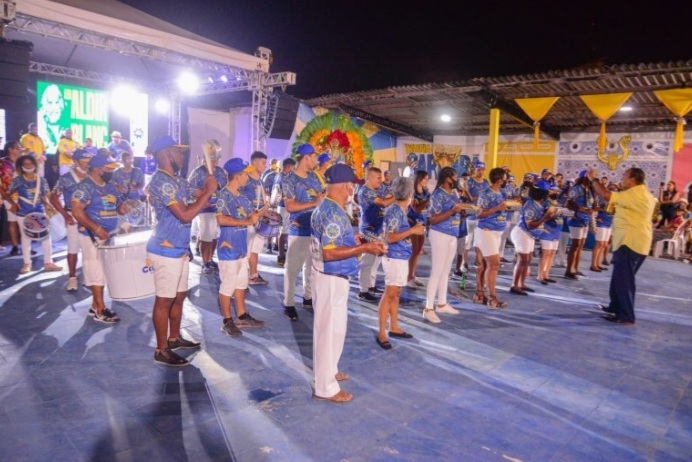 Exibição em São Luís do 3º jogo do Brasil na Copa do Mundo tem como atração bateria da Favela do&nbsp;Samba