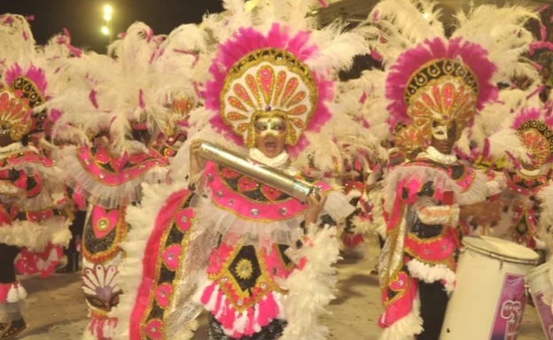 Bloco Tradicional Os Vampiros é uma das atrações durante exibição do jogo do Brasil nesta segunda-feira (5), em São&nbsp;Luís