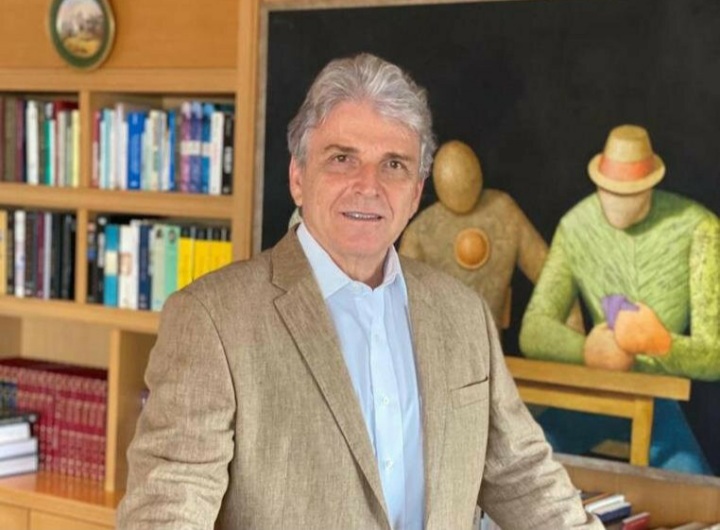 UFMA concede ‘Mérito Cultural Personalidade Nacional’ ao escritor e médico Gilberto&nbsp;Schwartsmann