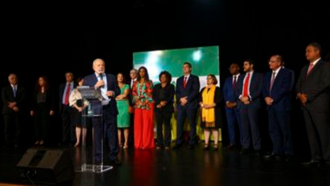 Presidente eleito Lula anuncia mais 16 ministros da futura&nbsp;gestão