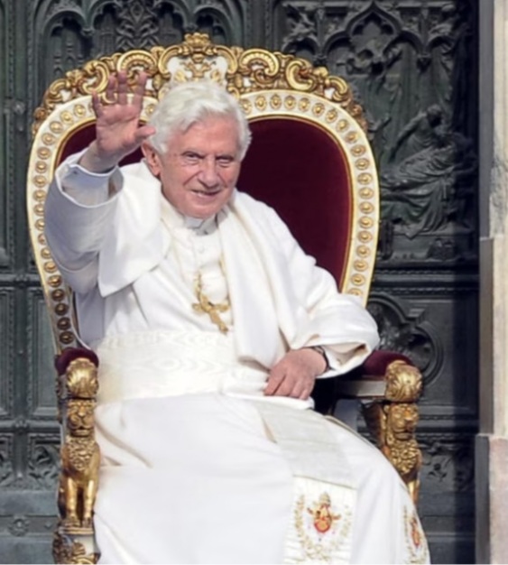 Papa emérito Bento XVI morre aos 95&nbsp;anos