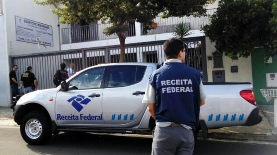 Concurso da Receita tem 699 vagas abertas e salários de R$ 21&nbsp;mil