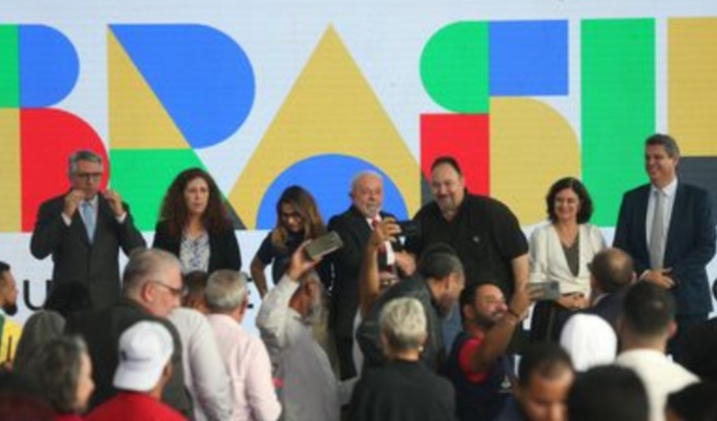 Lei transforma agentes comunitários em profissionais de&nbsp;saúde