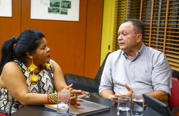 Carlos Brandão se reune com ministra Sônia Guajajara após aumento de violência contra indígenas no&nbsp;estado