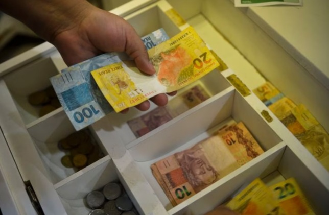 Governo retoma consignado do Bolsa Família com novas&nbsp;regras