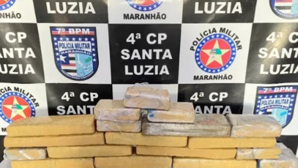 Polícia Militar apreende adolescente com 14kg de maconha em Santa&nbsp;Luzia