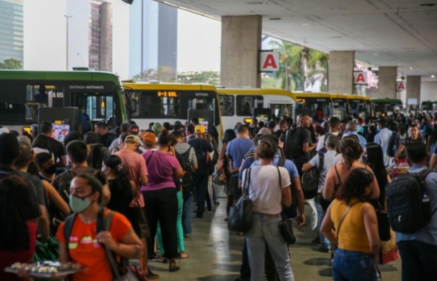 Taxa média de desocupação em 2022 ficou em 9,3%, diz&nbsp;IBGE