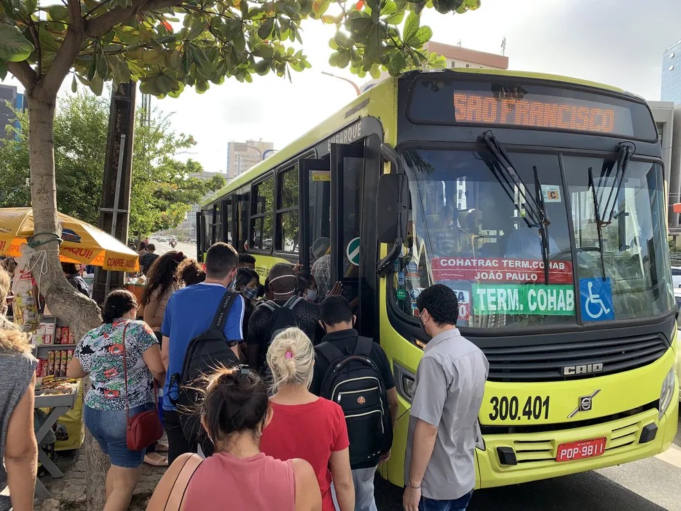 Greve dos rodoviários chega ao fim em São Luís; ônibus voltam a circular neste domingo&nbsp;(30)