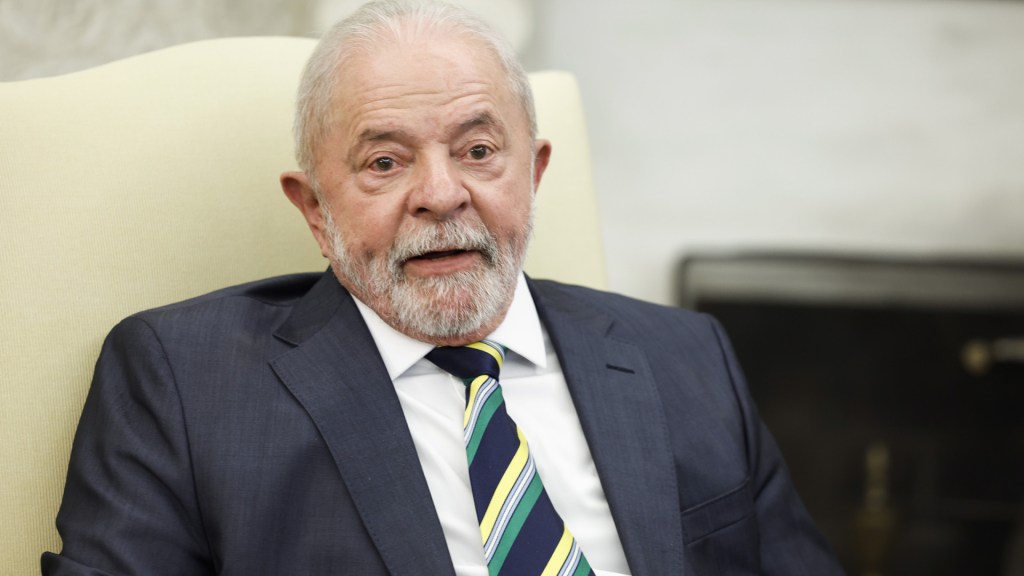 Lula vai à coroação do Rei Charles 3º, em&nbsp;maio