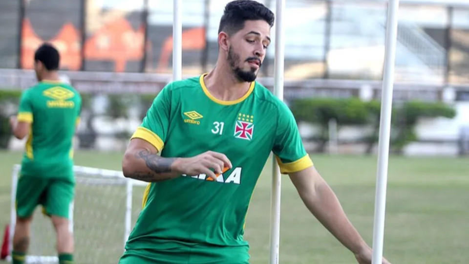Kadu Fernandes, ex-jogador do Vasco, morre em acidente de carro no Rio, aos 28&nbsp;anos