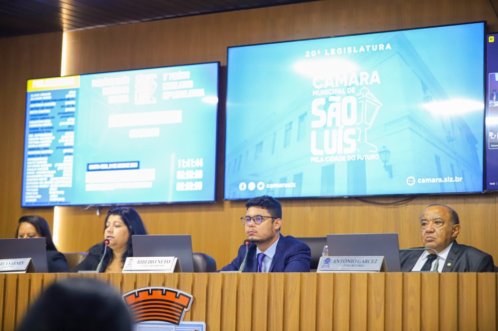 Câmara aprova três projetos de lei nas temáticas direito do consumidor, inclusão social e&nbsp;saúde