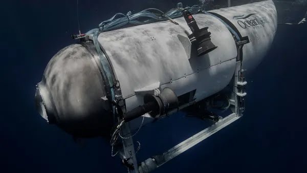 Submarino turístico que leva passageiros para ver o Titanic&nbsp;desaparece