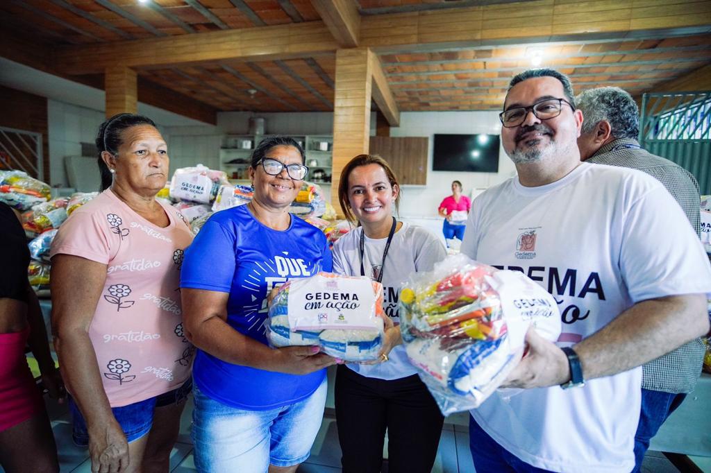 ‘Gedema em Ação’ entrega cestas básicas e colchões a famílias carentes do&nbsp;Coroadinho