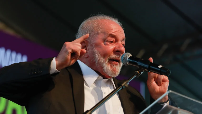 Sem citar Carlos Alberto, Lula rebate falas sobre diploma …