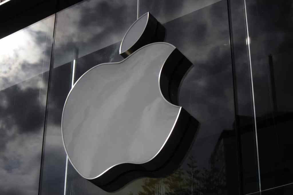 Apple tira celulares de linha após lançamento de iPhone&nbsp;15