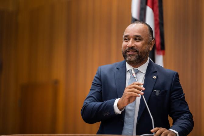 Aprovado PL de Roberto Costa que assegura ambulância para transferência de pacientes graves entre hospitais&nbsp;particulares