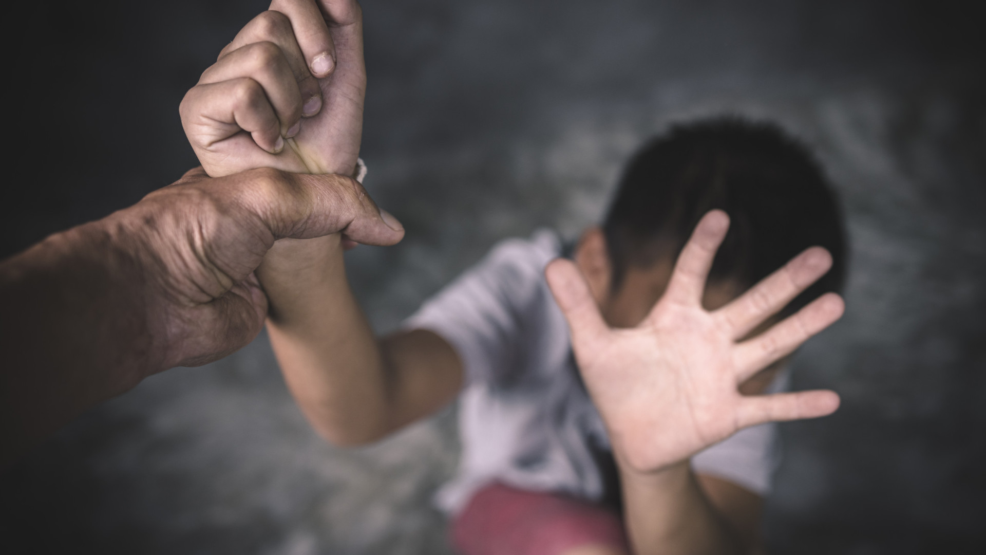 Garoto de 5 anos tem órgão genital decepado pelo padrasto em Canindé