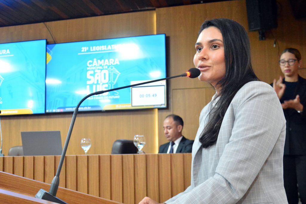 Clara Gomes anuncia requerimento para construção de creche no São&nbsp;Francisco