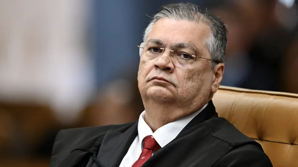 Dino afirma que STF não legitima “vale-tudo com corpos estendidos”