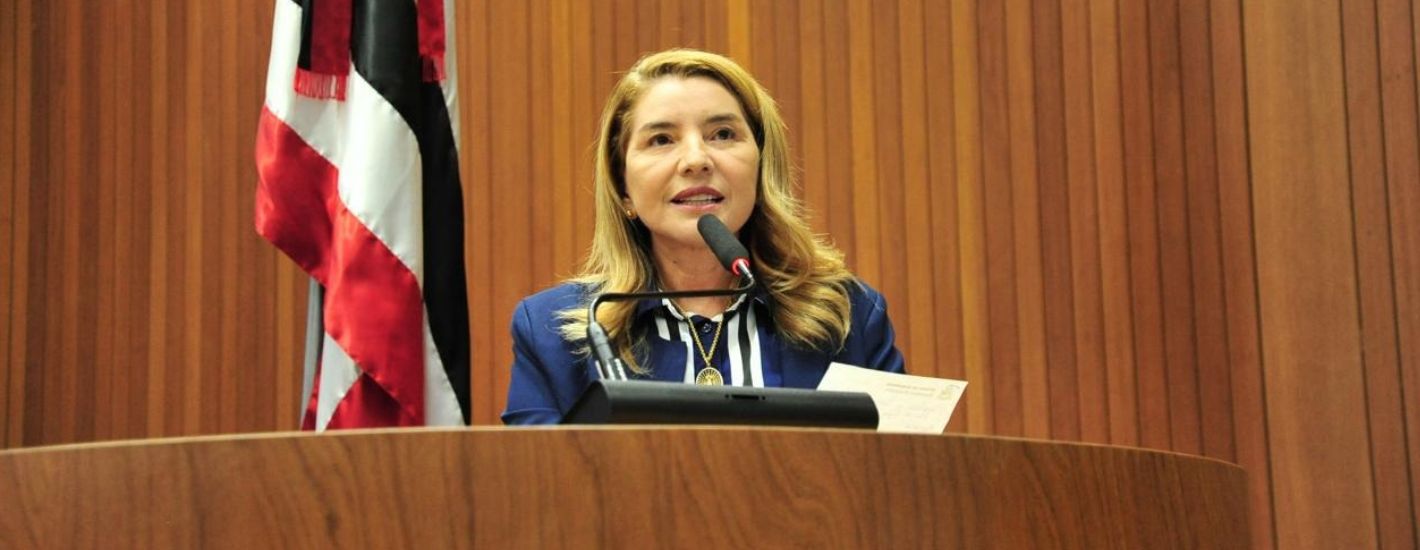 Iracema Vale agradece honrarias e destaca avanços na valorização da cultura
