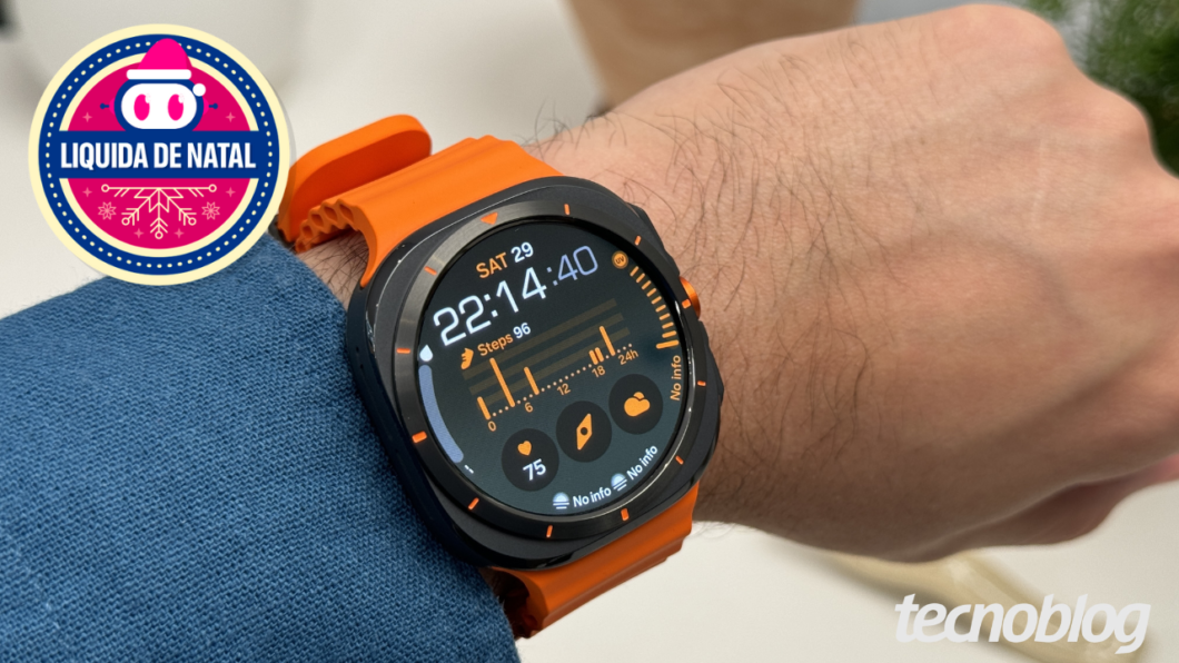 Galaxy Watch Ultra fica 59% mais barato às vésperas do Natal