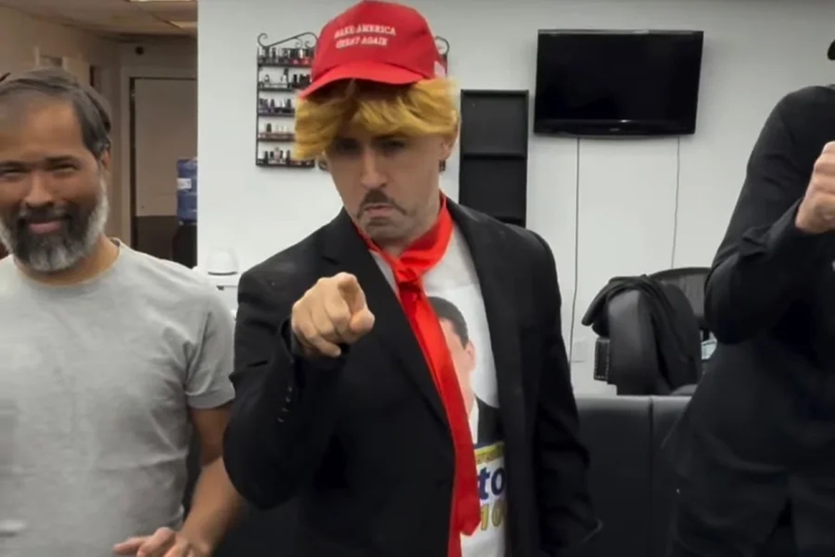 Apoiador de Trump, influencer brasileiro deixa prisão do ICE nos EUA