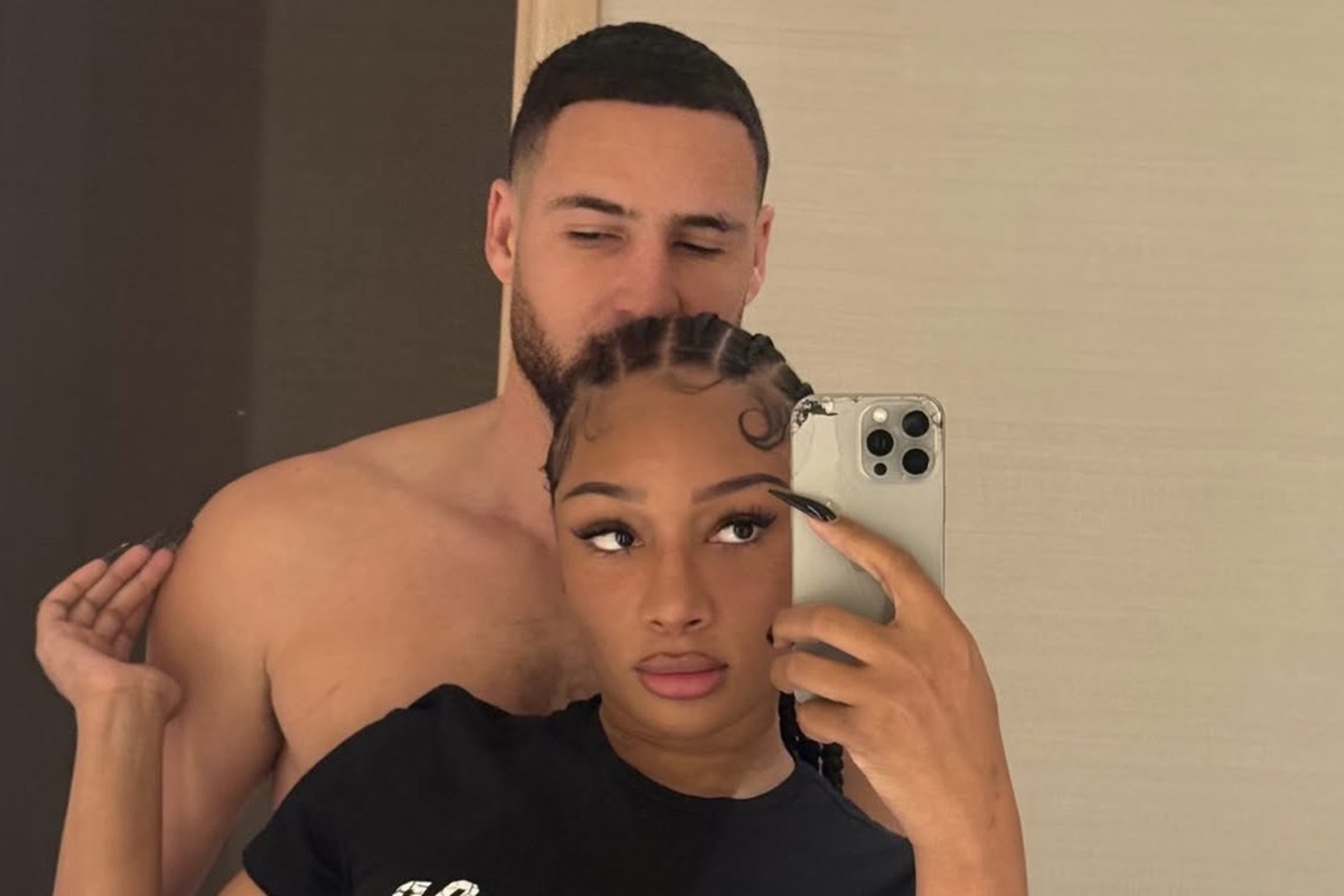 Megan Thee Stallion expõe traição e termina namoro com astro da NBA