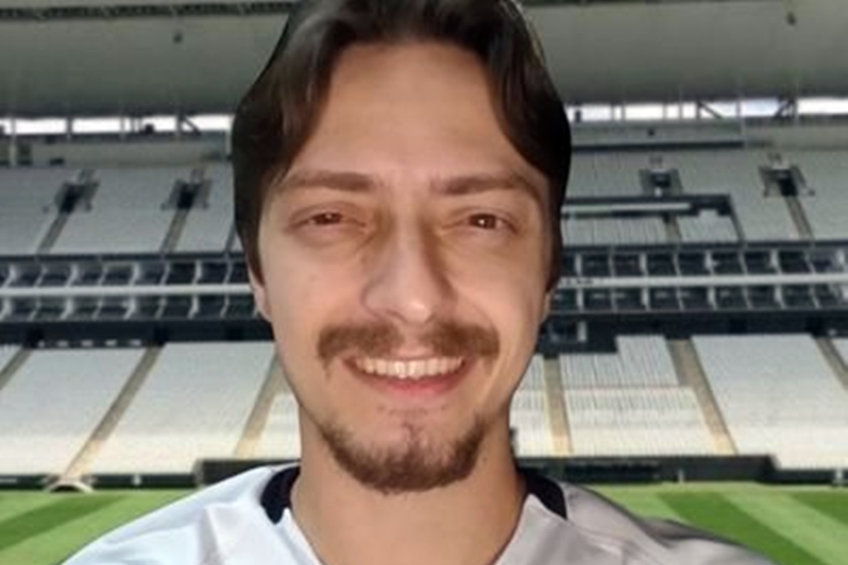 Quem é o influenciador corintiano que acordou depois de coma