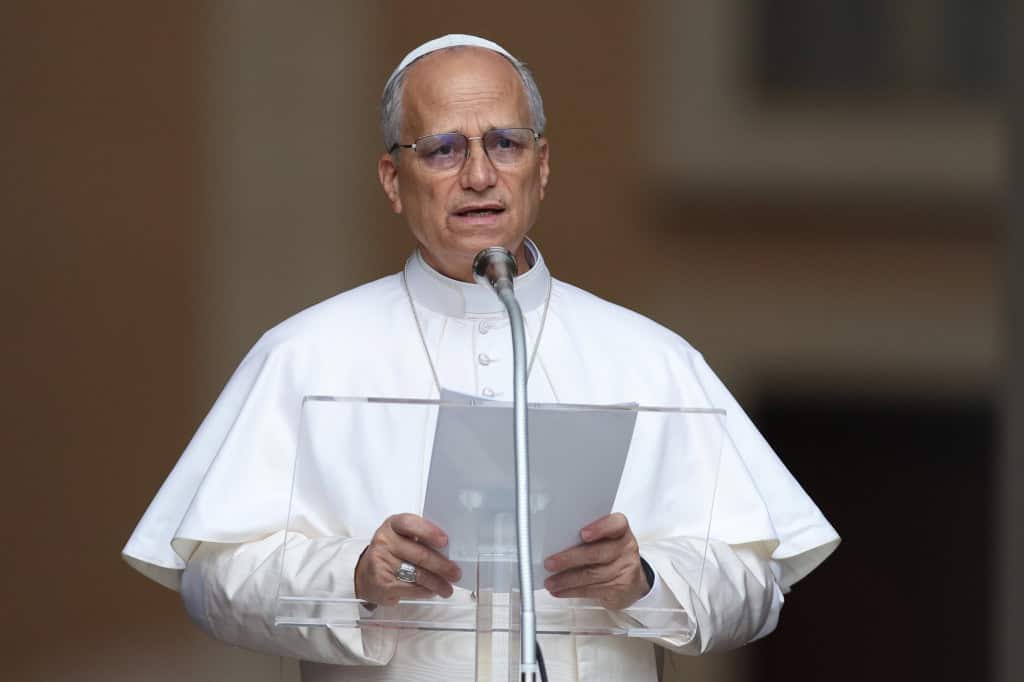 Papa Leão XIV pede controle da IA em primeira encíclica