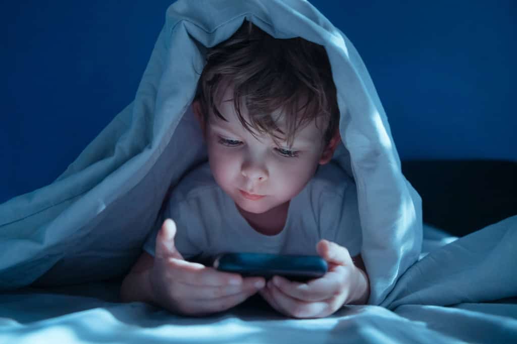Depois de anos de alta, celular começa a perder espaço entre crianças